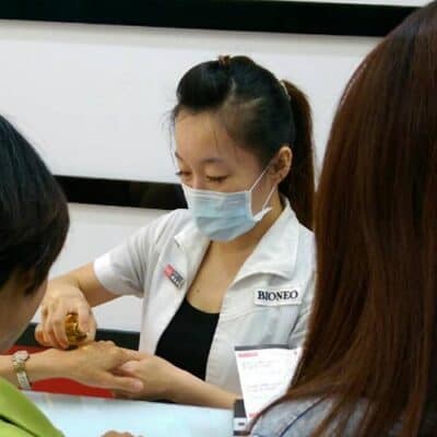 無聲美容美容師劉嘉柔女士