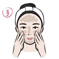 以毛巾輕壓吸乾水分,避免過度摩擦